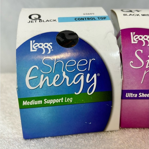 Bundle of 3 Leggs Queen Size Womens Black Pantyhose / NEW in Box - Picture 2 of 9